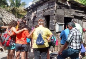 Thirst Missions Group praying in Belize