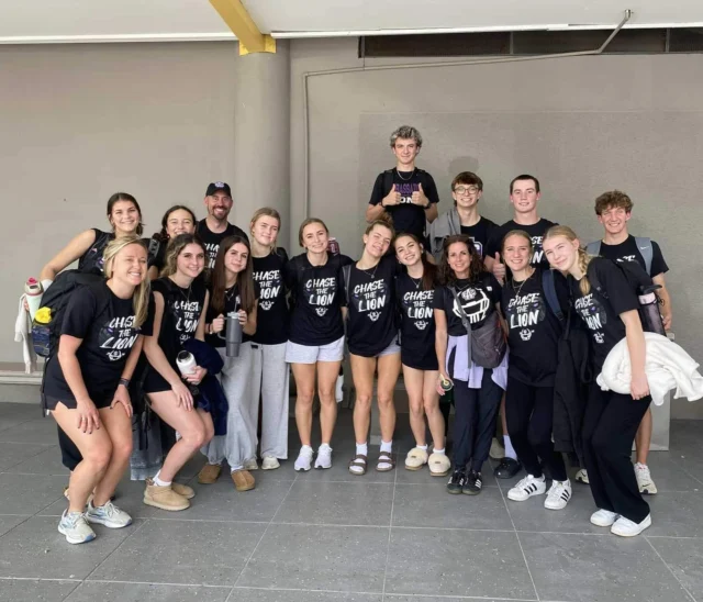 Ambassador Christian School has arrived in Belize! 🇧🇿 Keep them in your prayers as they serve this week! 
.
.
.
#ambassadorchristianschool #belize #belizemissiontrip #missions #thirstmissions